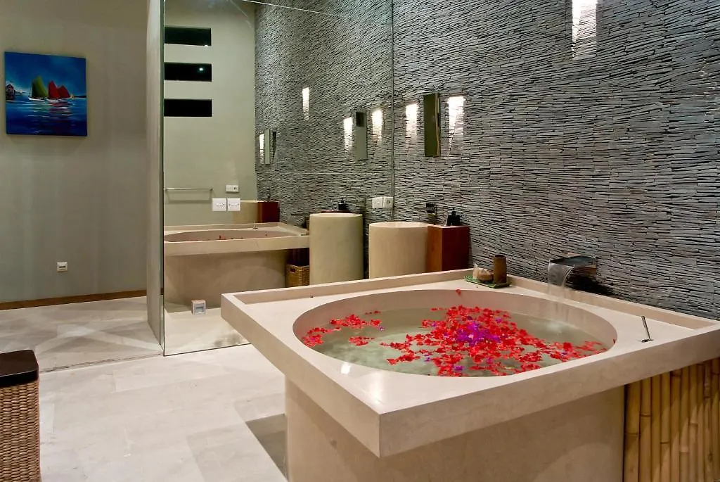 Eko Villa Seminyak - Tropical Villa, Walk To Beach Indonesia