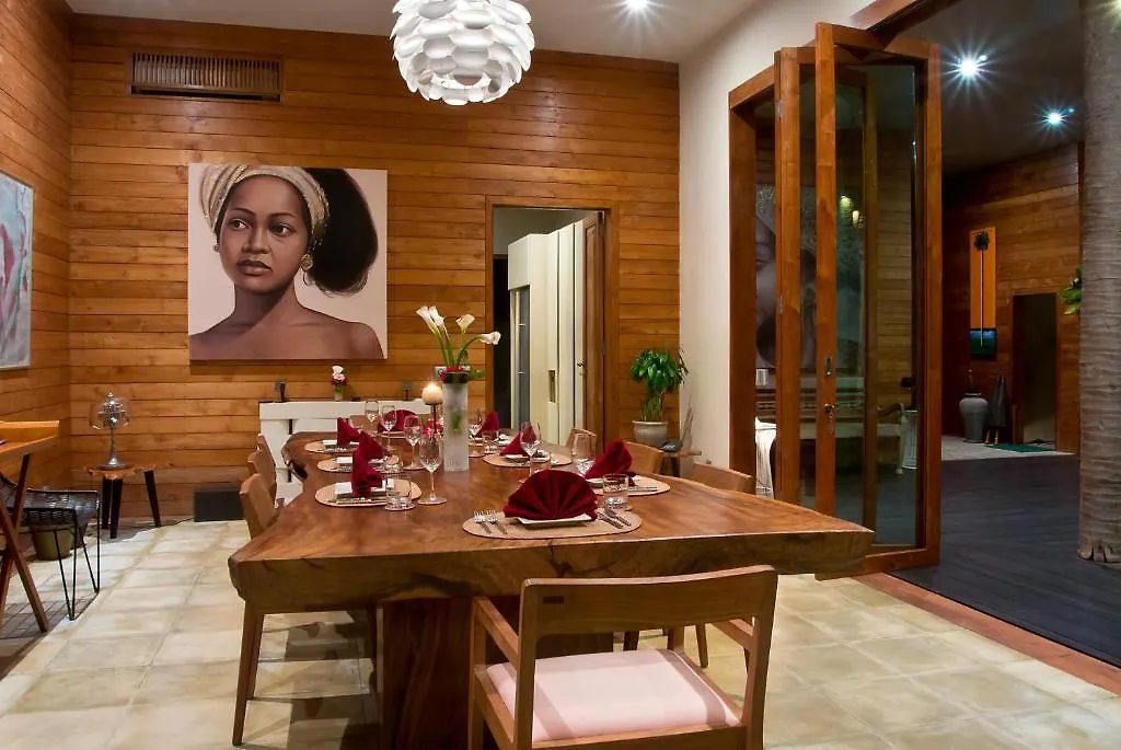 Eko Villa Seminyak - Tropical Villa, Walk To Beach
