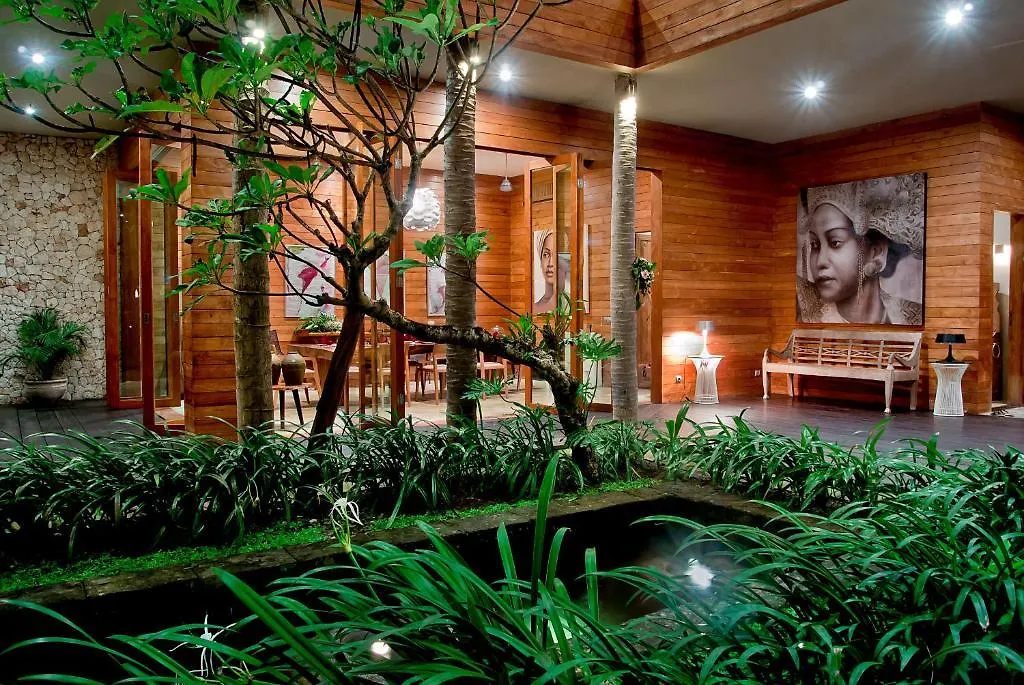 Eko Villa Seminyak - Tropical Villa, Walk To Beach Seminyak (Bali)