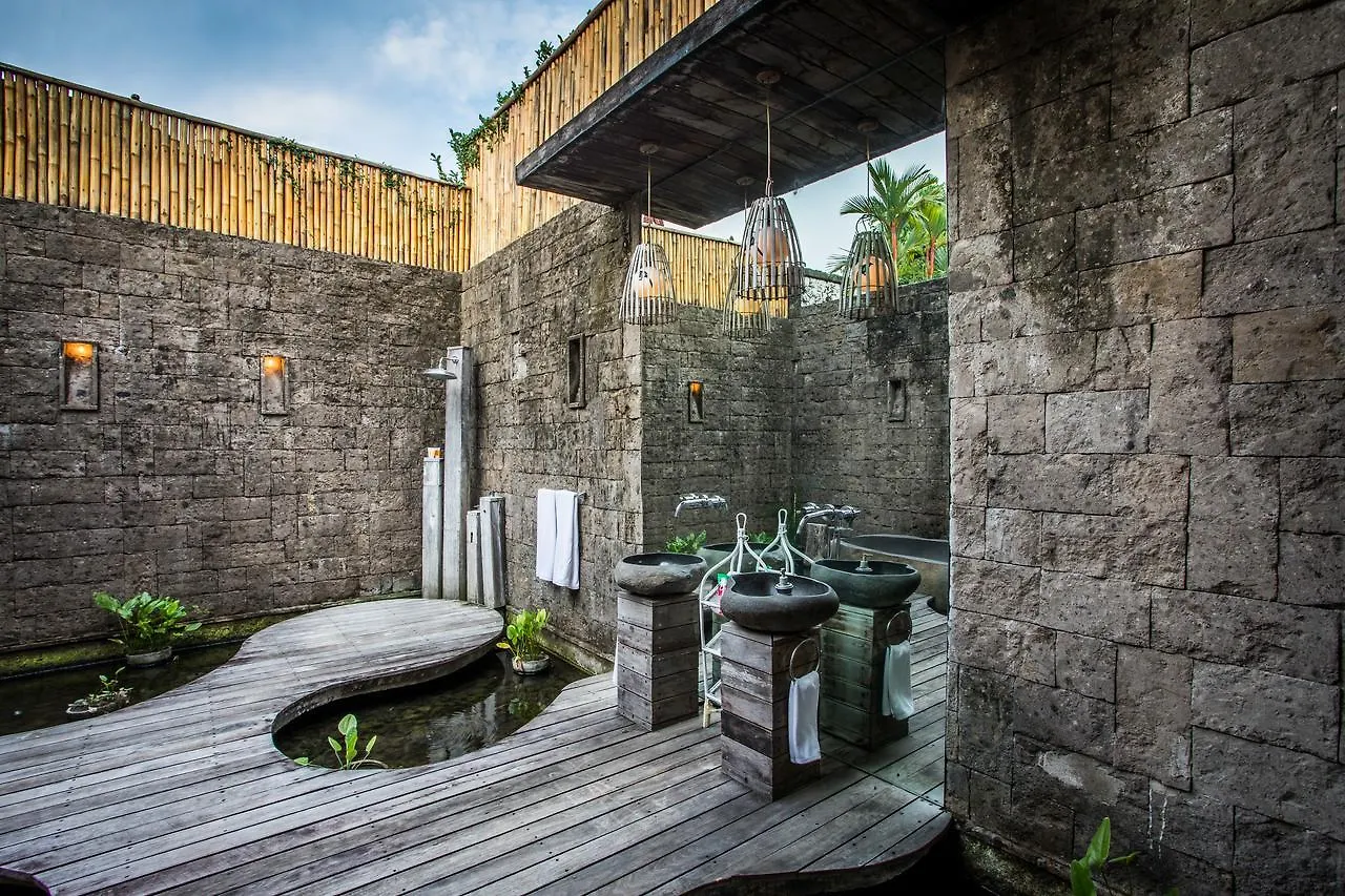 Eko Villa Seminyak - Tropical Villa, Walk To Beach